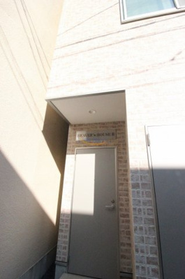 【エントランス】 | ビーバーズハウスⅢ