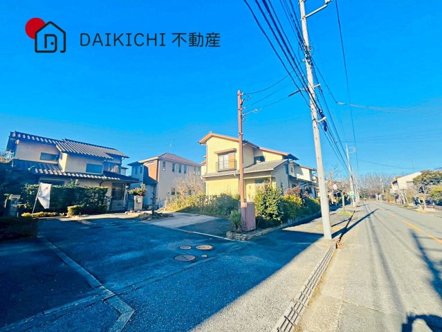 【前面道路含む現地写真】 | 鴻巣市赤見台3丁目　中古戸建