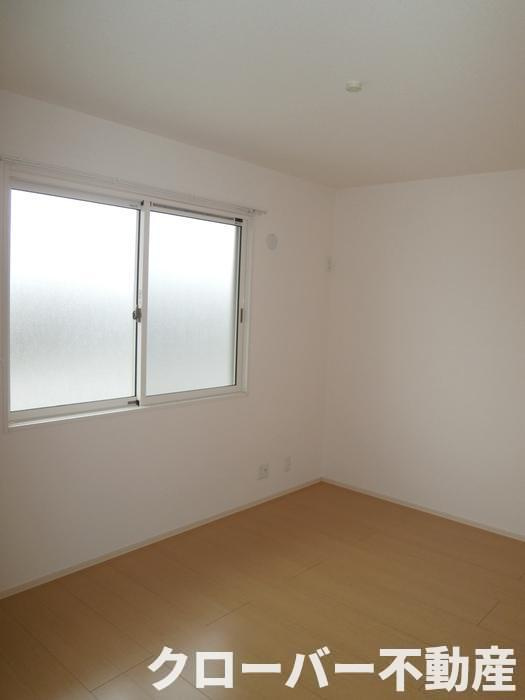 シュトラント国分寺 C棟の洋室|北洋室