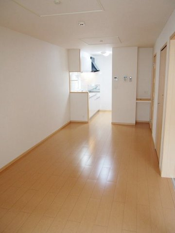 ルーセント・Ｓ　Ⅱ　　 刈谷市近郊の賃貸はクラスホーム刈谷店の内装|使いやすいリビングです