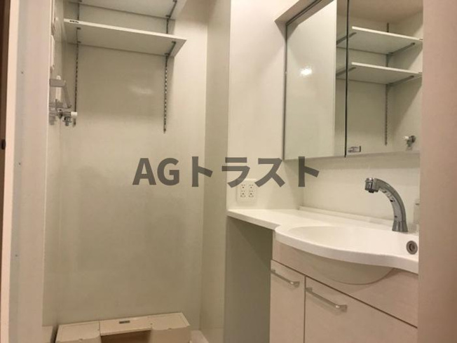 【洗面所】 | フローラ