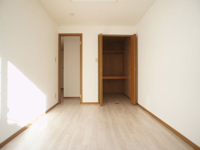 【寝室】 | T.Mフォンティーヌ | 清潔感のあるきれいな洋間です♪