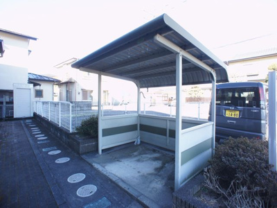 【その他共用部分】 | T.Mフォンティーヌ | 屋根付きの駐輪場があります♪