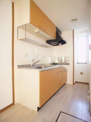 【キッチン】 | T.Mフォンティーヌ | 便利な吊戸棚が付いています♪