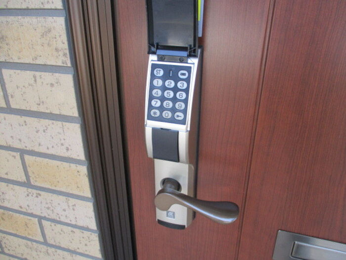 クレアトールＫ　Ⅰの玄関