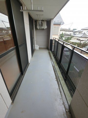 【バルコニー】
