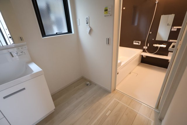 《仲介手数料無料》桜区栄和３丁目10-15新築一戸建てFiT-Aのランドリースペース
