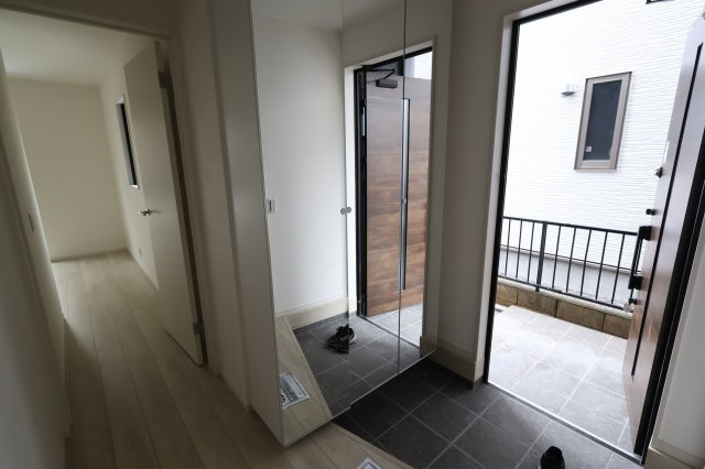 《仲介手数料無料》桜区栄和３丁目10-15新築一戸建てFiT-Aの玄関