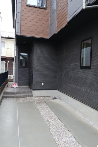《仲介手数料無料》桜区栄和３丁目10-15新築一戸建てFiT-Aの駐車場