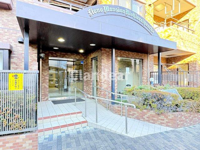 ライオンズマンション西新井本町のエントランス|ドキドキの新生活も、安心してスタート。ぴったりの住まいを見つけませんか？クランディアが一緒に住まい選びをサポートします‼　まずは、お気軽にお問合せください　＃クランディア