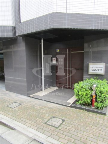 【エントランス】 | ARTESSIMO AQUTO