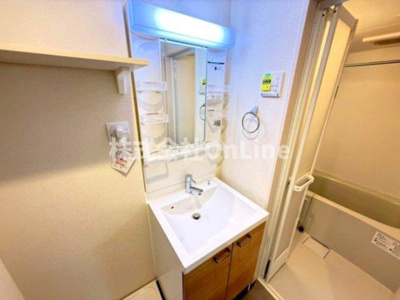 【独立洗面台】 | The Crest