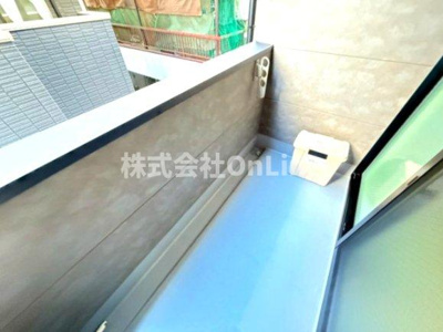 【バルコニー】 | The Crest