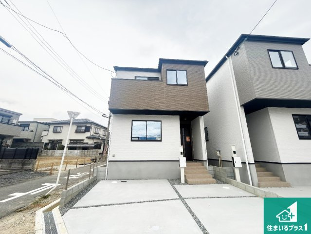 豊中市清風荘　第1期　新築一戸建ての外観|お客様に長く安心して住んでいだだける事にこだわった家づくり！住んでからのアフターサービスにもしっかりと取り組んでいます！