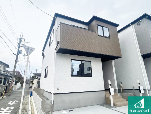 豊中市清風荘　第1期　新築一戸建ての外観|お客様に長く安心して住んでいだだける事にこだわった家づくり！住んでからのアフターサービスにもしっかりと取り組んでいます！