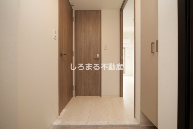 リヴェント福島野田の玄関