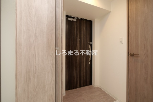 リヴェント福島野田の玄関