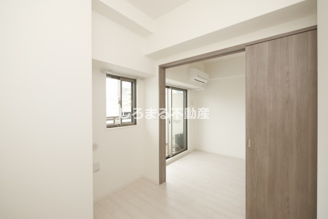 リヴェント福島野田の洋室