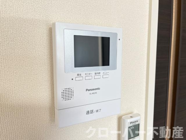キャトルセゾン　Ⅰの内装|カメラ付インターホン