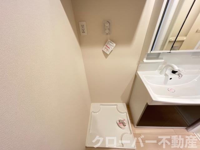 キャトルセゾン　Ⅰの洗面所|洗濯機置場