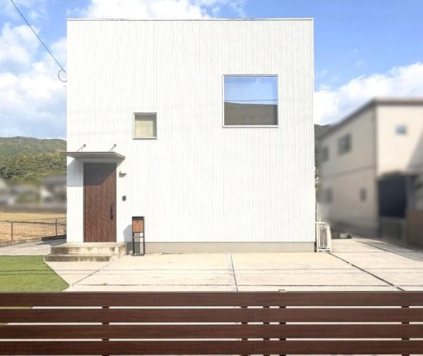 南国市岡豊町滝本　中古一戸建て