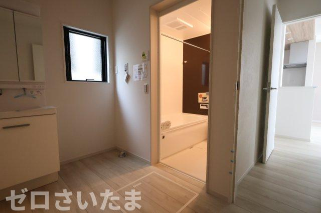 《仲介手数料無料》西区三橋６丁目496-2新築一戸建てフィットのランドリースペース
