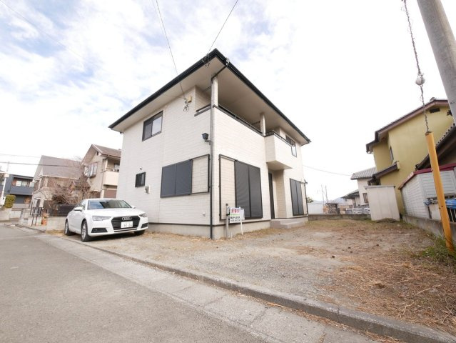 南アルプス市鏡中條　平成15年築中古戸建　内装一新 車3台の画像