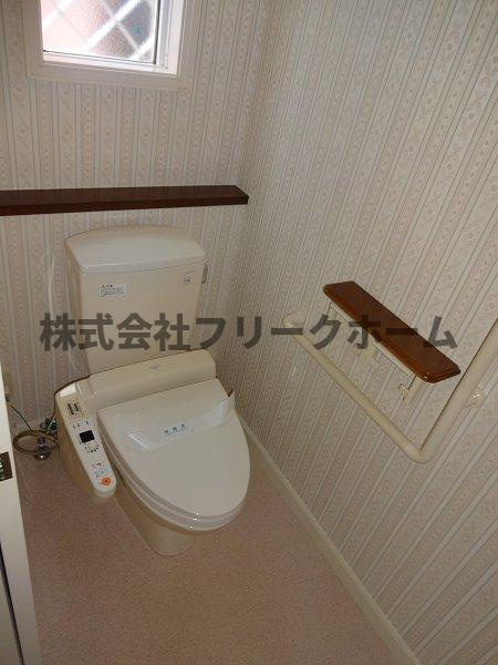 吉祥寺南町3丁目貸家【吉祥寺南町3-26】のトイレ