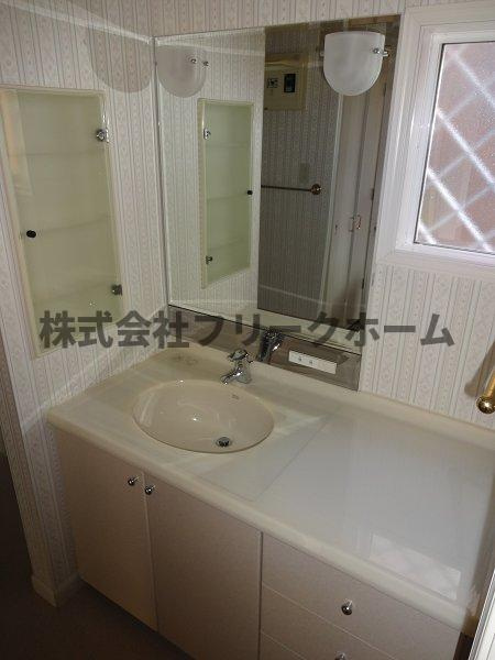 吉祥寺南町3丁目貸家【吉祥寺南町3-26】の洗面所