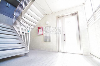 【エントランス】 | コンフォールえのき | オートロック付きで安心♪清潔なエントランス