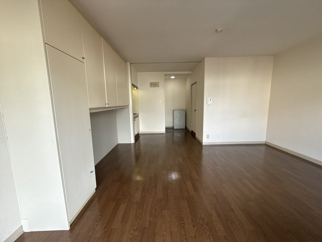 キャッスルコート南新在家の居間・リビング