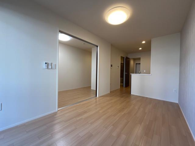 シャインヒルズの外観