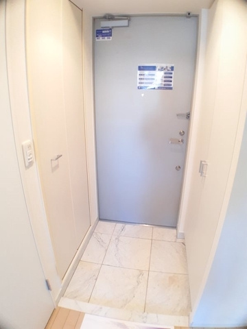 新品家具付きマンション東品川9(KaGood東京)の玄関