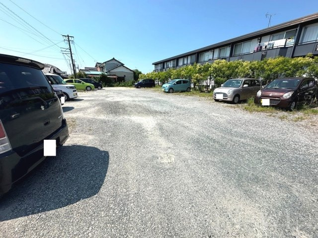 サニーハイツの駐車場