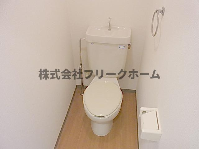 小金井市東町２丁目の賃貸マンションのトイレ