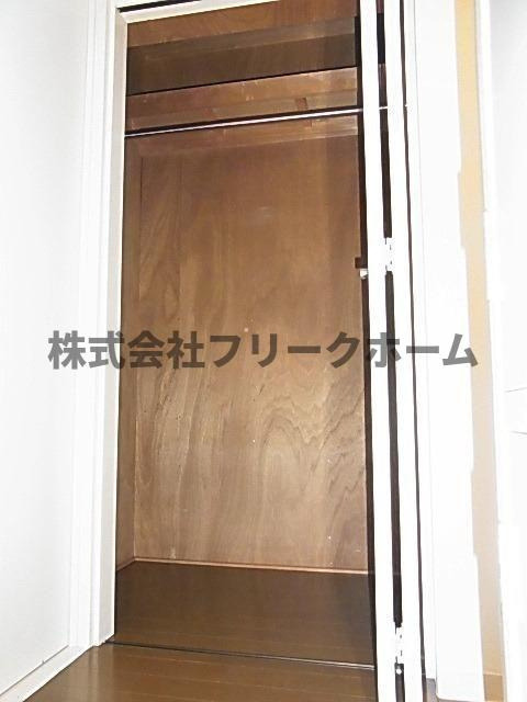 小金井市東町２丁目の賃貸マンションの収納