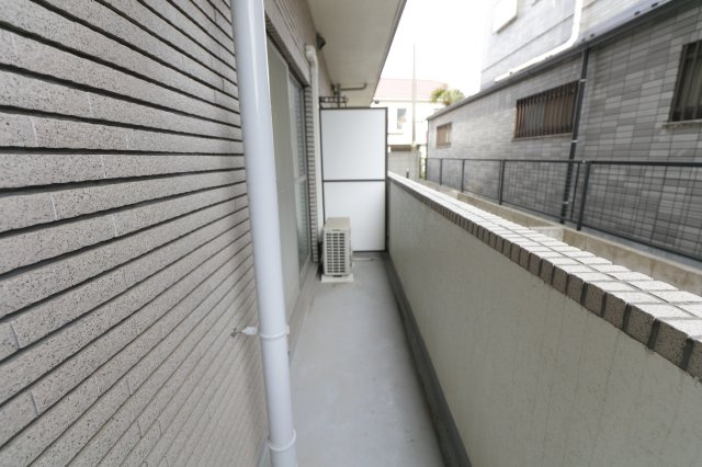 ガーデンハウス壱番館のバルコニー