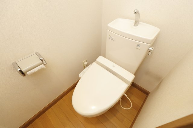 ガーデンハウス壱番館のトイレ