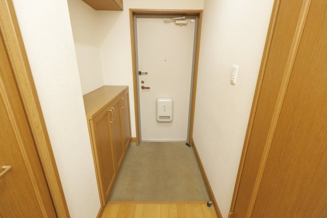 ガーデンハウス壱番館の玄関