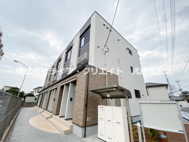 アヴェニールの外観