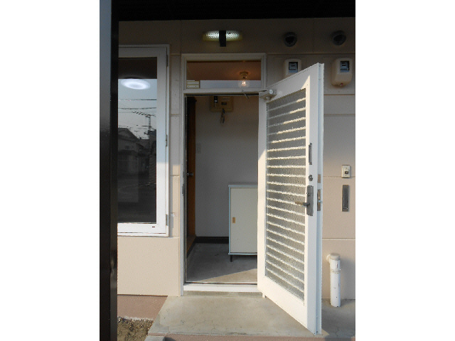 ＫＨハウスの玄関