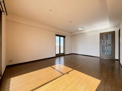 【居間・リビング】 | トレ・ビバース上山手公園Ⅰ