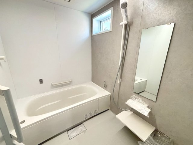 新築戸建　大垣市東町　全6区画分譲の浴室|浴室仕様。5時間経っても2.5度以内の湯温低下ですから、追い炊き回数が減り光熱費も節約できます。