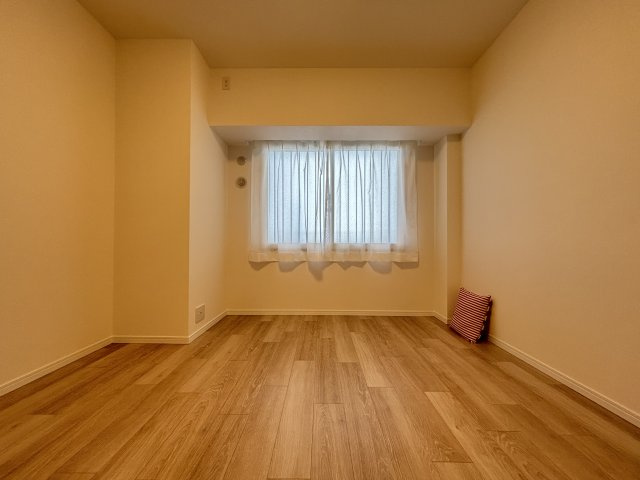東京ミッドベイ勝どきの洋室