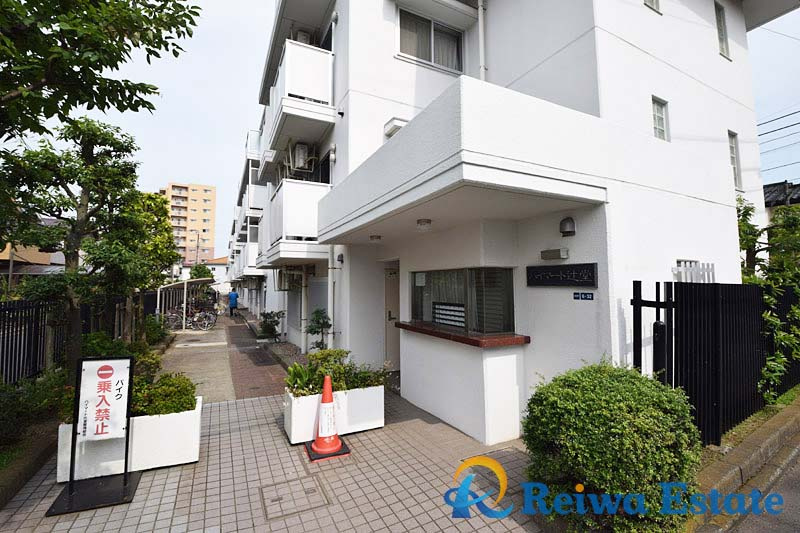 ハイマート辻堂の外観