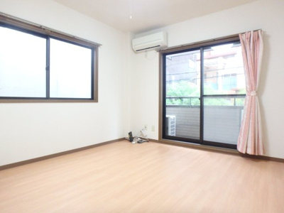 【居間・リビング】 | フルール甲東 | おしゃれなリビングです