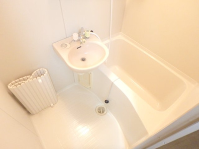 【浴室】 | フルール甲東 | お風呂です