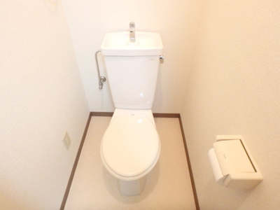 【トイレ】 | フルール甲東 | ゆったりとした空間のトイレです。