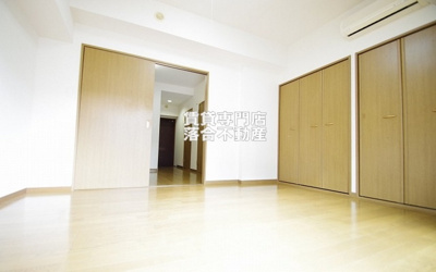 【洋室】 | アート・フルベイシス | 明るいお部屋