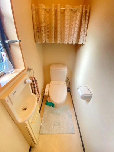 大阪市住吉区遠里小野6丁目　中古戸建のトイレ